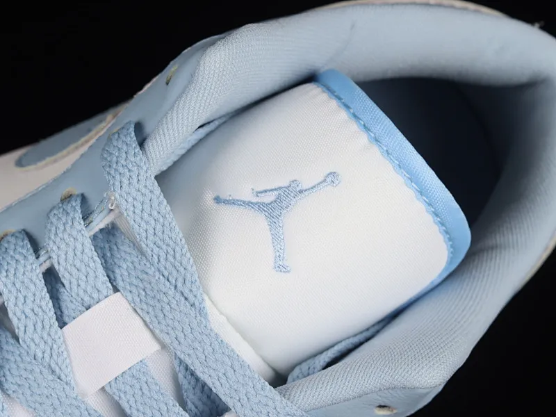 All categories Air Jordan Jordan series basketball shoes Air Jordan 1 Low Z version Air Jordan 1 Low "Aluminum" AJ1 Joe 1 new North Carolina blue DC0774-141